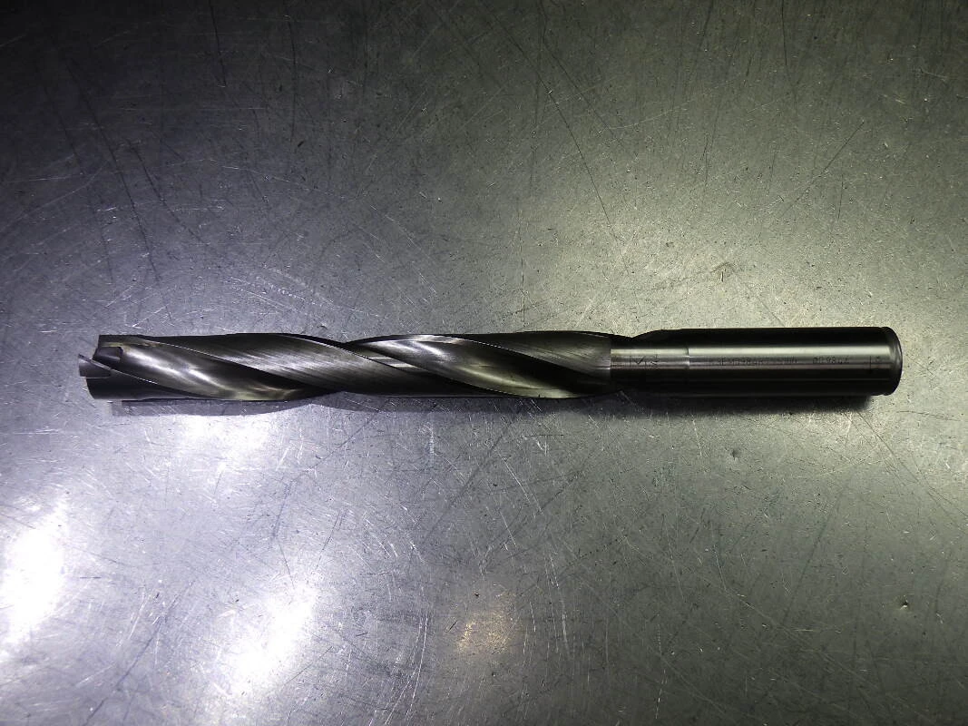 Kennametal .9844" Coolant Thru 7xD Indexable Drill KSEM0984R7SS100 (LOC2903D)