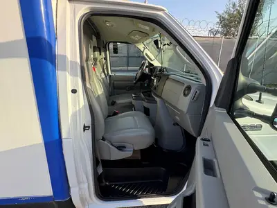 Used 2023 FORD E-350 Reefer Trucks Florida US | Truck and Van Outlet #1509225
