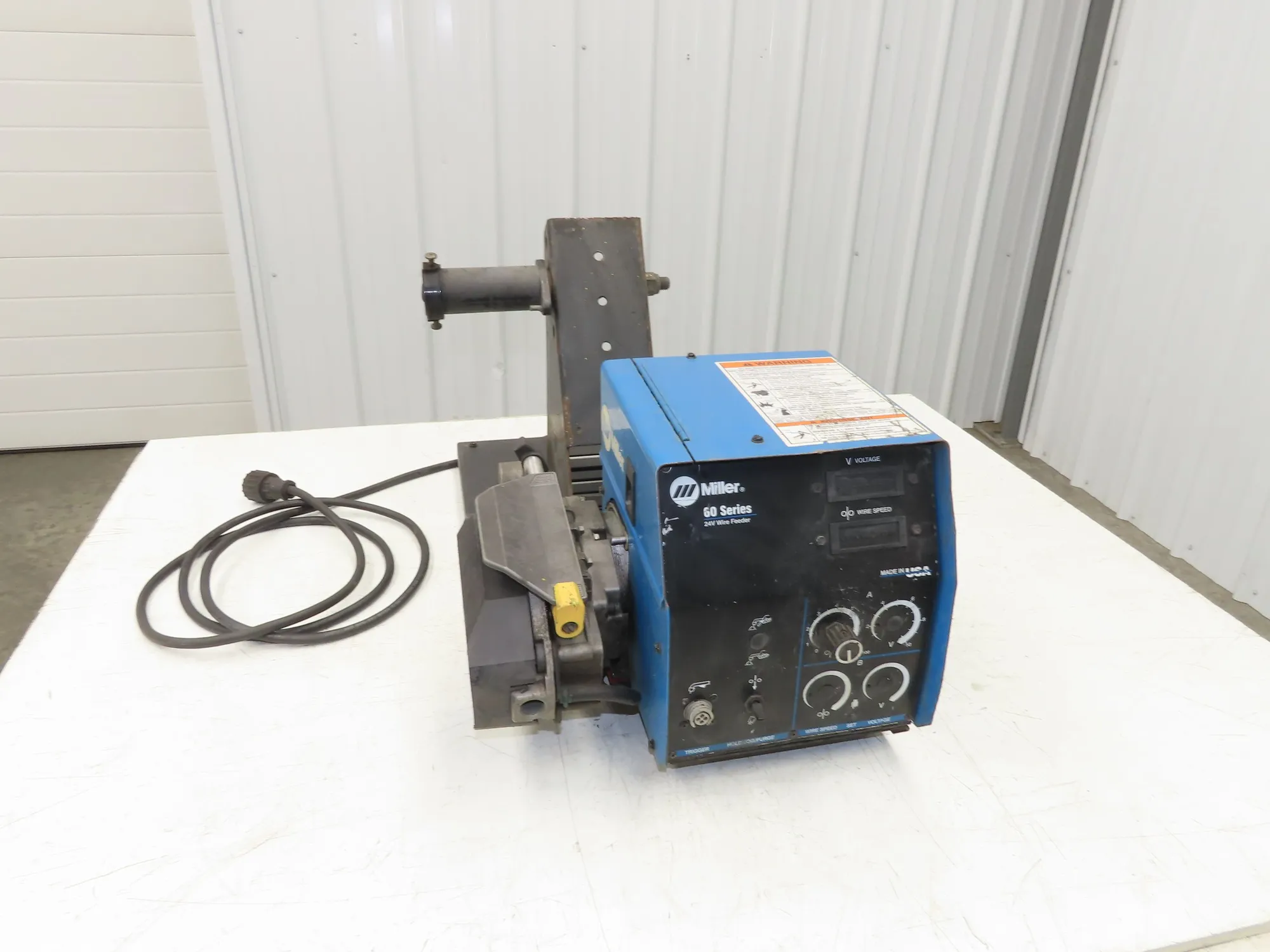 Miller S-64 Mig Welder Wire Feeder 24V Series 60 Millermatic Single Spool