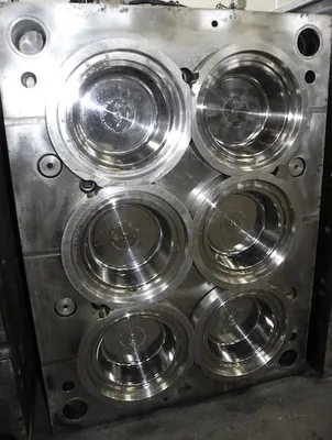 28 oz Bowl Container and Lid mold