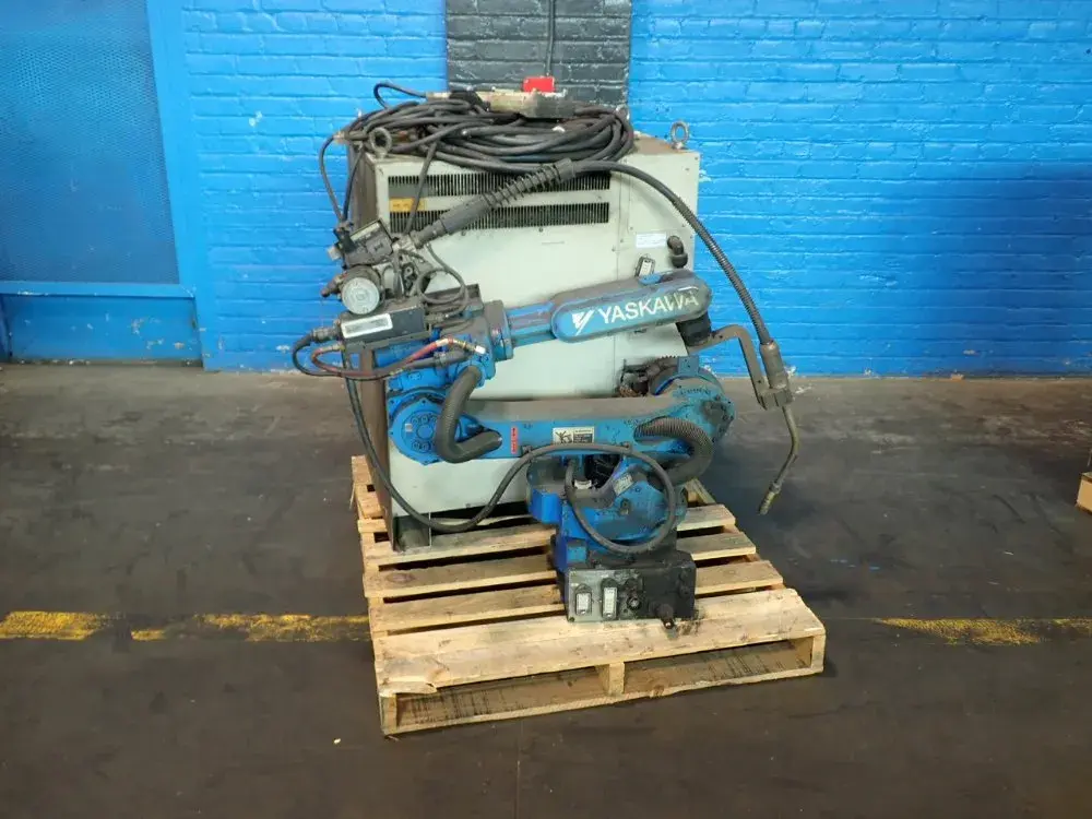 USED YASKAWA MOTOMAN MH6