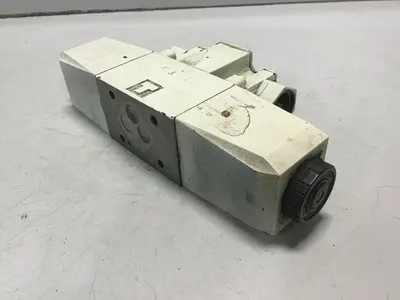 USED VICKERS DG4V-3-6C-M-P7-H-7-50
