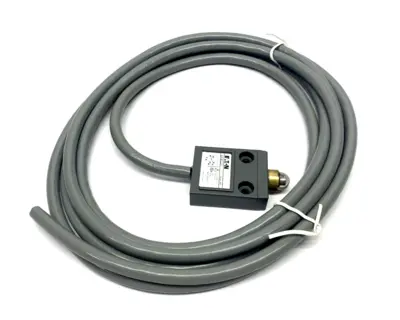 USED EATON COMPACT LIMIT SWITCH, ROLLER PLUNGER