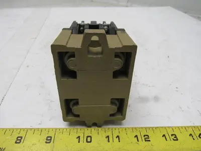 A-B Allen Bradley 700-PK800A2 Control Relay 230-240V Coil 56/60 Hz