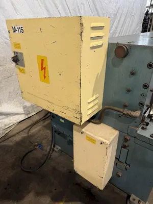 USED 1985 AMADA M-2060