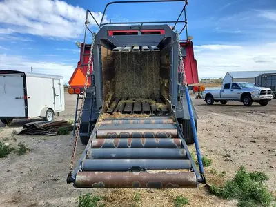USED 2012 MASSEY FERGUSON 2190 CUTTER