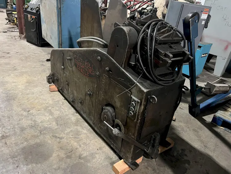 Used _UNKNOWN_ _UNKNOWN_ Coil Cradles & Straighteners | D & D Industries #438608