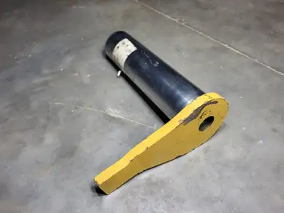 USED CATERPILLAR 105-5448