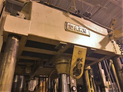 USED USED DAKE PRESSES DAKE 27-537 PRESS