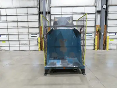 Used UNA-DYN _UNKNOWN_ Hoppers Indiana US | Arrow Industrial #1366951