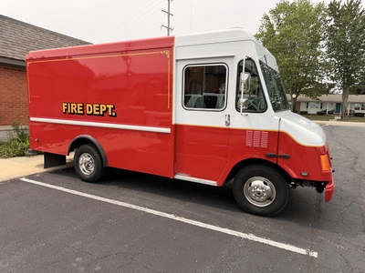 Used 2003 WORKHORSE P42 WITH 24,073 MILES (FIRE DEP OWNED) Box trucks Michigan US | Miedema Asset Management Group #1357507