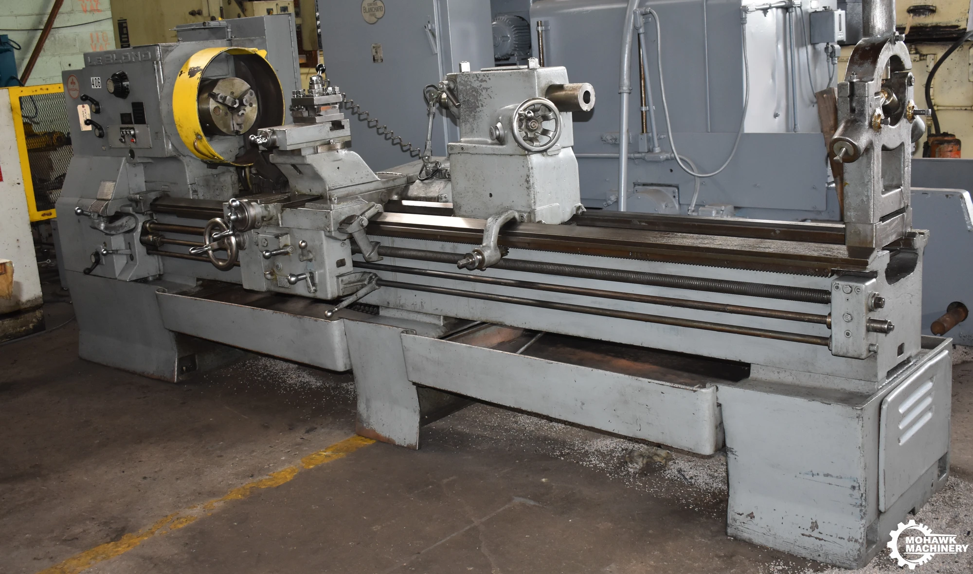 32" x 96" LEBLOND "REGAL" ENGINE LATHE w/SERVO-SHIFT PRESELECT SPEED CHANGE - TAPER ATTACHMENT - (2) CHUCKS -STEADY REST