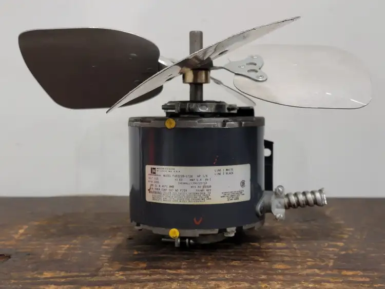 Used EMERSON F 48ZZZB-1728 Parts (Hydraulics and Pneumatics) British Columbia CA | Lenmark #271020