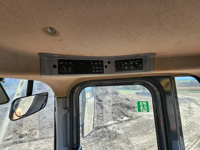 Used 2009 DOOSAN DL250 Wheel Loaders | Abele Tractor #1342919