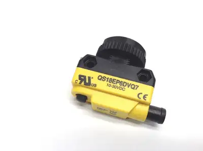 New | in-Stock Banner Engineering 10-30VDC WORLD-BEAM QS18 600mm Range Photoelectric Sensors Michigan US | Maverick Industrial Sales #1395787