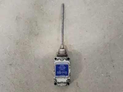 USED MICRO SWITCH 8LS125