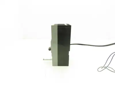 Siemens FXD63B250 Sentron Circuit Breaker 250A 3 Pole 600V FXD6-A Magnetic Adj