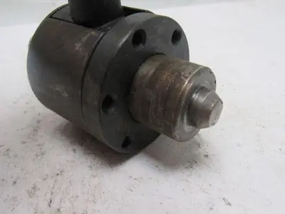 Kipp "Actima" Clamping Device W/1.301" Shaft W/Black Knob