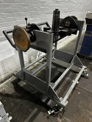 HD MOTORCYCLE HUB ASSEMBLY TABLE