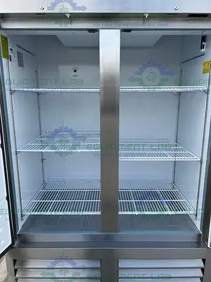 USED NORLAKE NSWDF492SSS/0A WHITE DIMOND SERIES DOUBLE DOOR FREEZER -20C, 49 CU. FT.