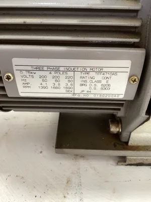 Tokuda DRD-360III Rotary Vacuum Pump Oil Sealed 0.75kW 360LPM 3PH