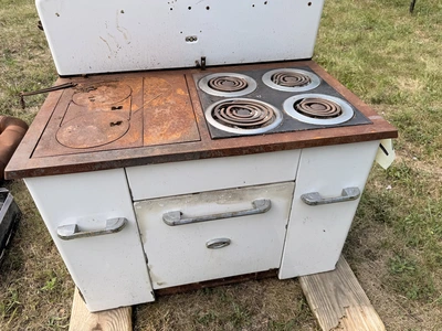 Used MONARCH ELECTRIC WOOD / ELECTRIC RANGE LNCE119P Electric Cooking Equipment Michigan US | Miedema Asset Management Group #1419797