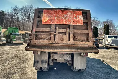 Used 1988 MACK RD690S Dump trucks Pennsylvania US | Proxy Equipment #1378111
