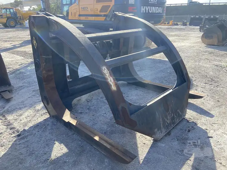 Used 2021 PEMBERTON HL975 Lumber Handling Equipment Florida US | National Equipment Dealers #1422926
