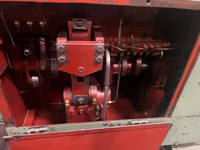 USED 1976 NATIONAL 25