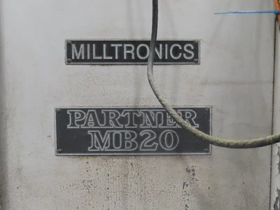 Used MILLTRONICS USA MB20-A SERIES C Vertical Machining Centers Minnesota US | Machinesused.com #1566317