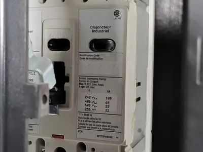 USED EATON SVX007A1-5A4N1