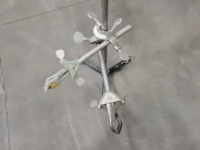 Laboratory Stand w/ Clamp Holder