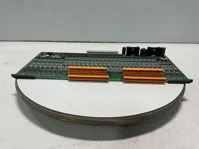 USED VAN DORN 330-038