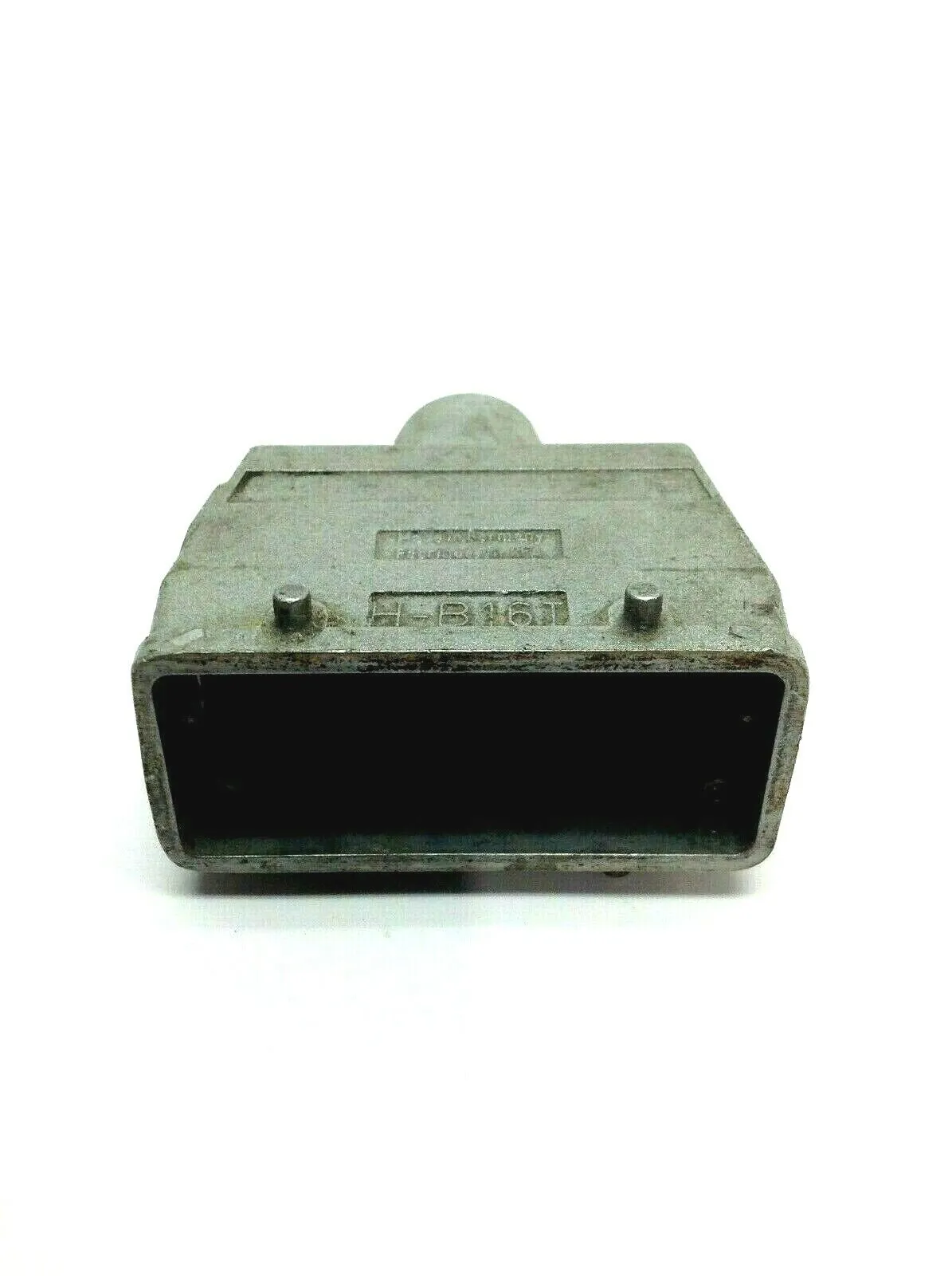 USED CONTACT ELECTRONICS RECEPTACLE HOUSING