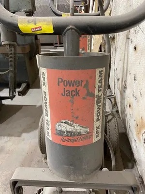 SPX 100 ton Power Team Railroad Jack