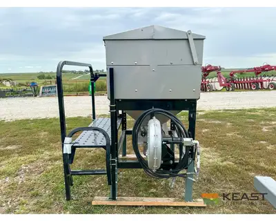 Used HINIKER _UNKNOWN_ Seeders Iowa US | Keast Enterprises #1360310