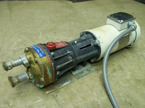 Used _UNKNOWN_ D-10 XBBNSHHH Diaphragm Pumps Minnesota US | A&I Equipment #1317999