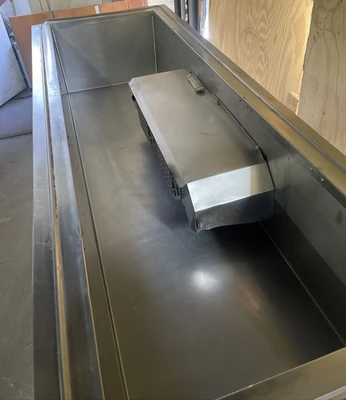 174-0143 Atlas Metal WCM-BT-5 Self Contained Drop In Well Cooler