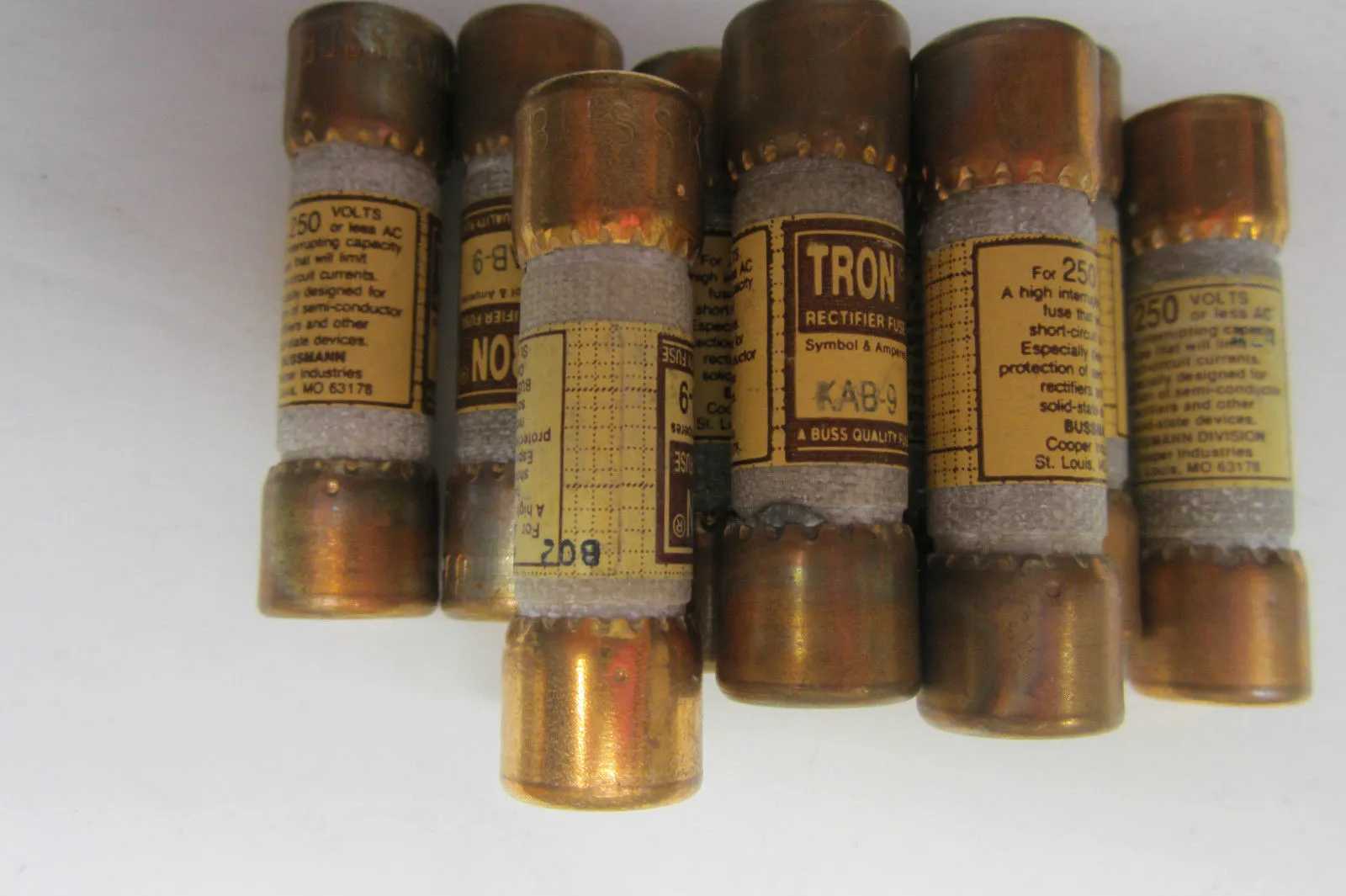 9 NEW LIMITRON KAB-9 FUSES KAB9
