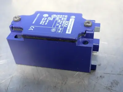 USED TELEMECANIQUE XCKJ1
