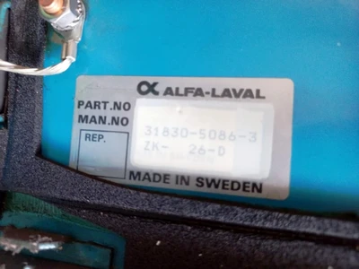(5) Alfa-Laval EPC-41 control units.