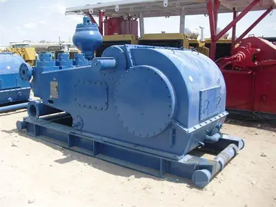 Used IDECO T-1000 TRIPLEX MUD PUMP Piston Pumps Pennsylvania US | East West Machinery & Drilling #1416156