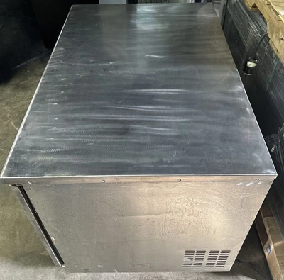 174-0078 Everest ETBR2 Undercounter Self Contained Cooler