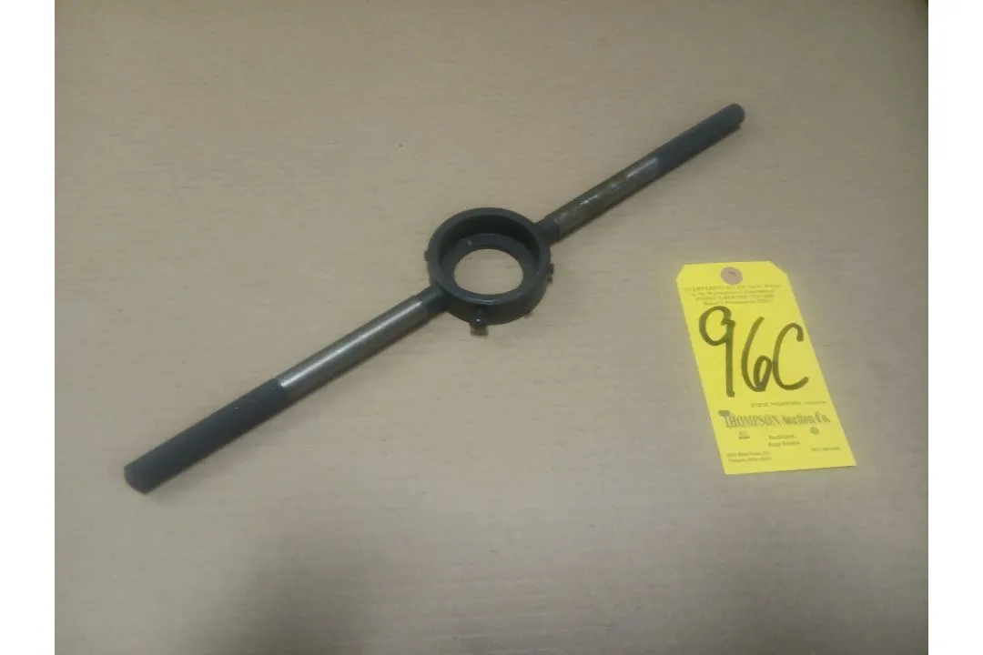 Used _UNKNOWN_ _UNKNOWN_ Handles & Knobs Ohio US | Thompson Auctioneers #1547412