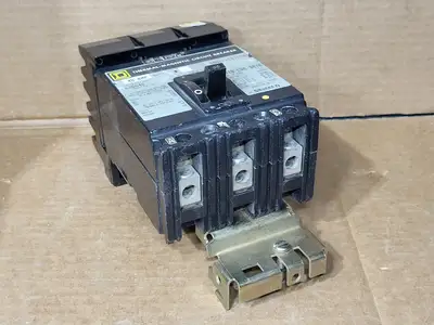 USED SQUARE D FA36040