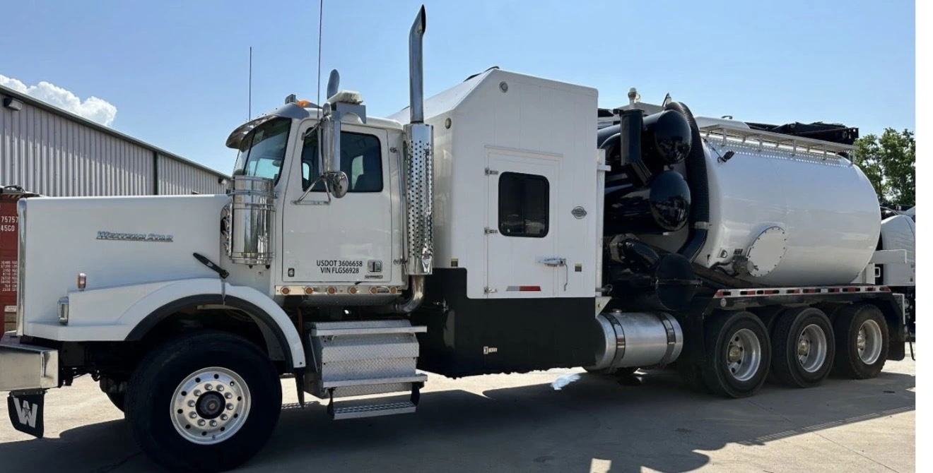 USED 2015 TORNADO F4