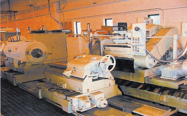 Used 1960 FARRELL 75" SPECIAL Roll Grinders Pennsylvania US | Hadanich Machine #1443469