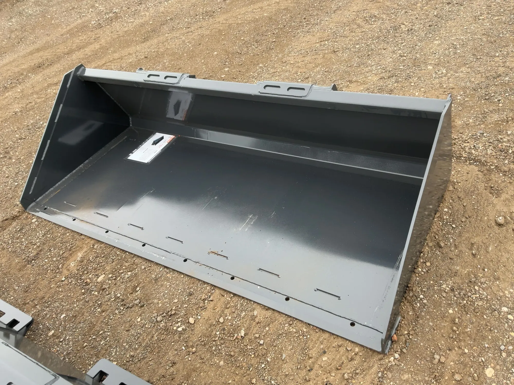 Used WOLVERINE TDB-11-84W 84” SKID STEER TRACK DUTY BUCKET Skid Steer Buckets Michigan US | Miedema Asset Management Group #1325537