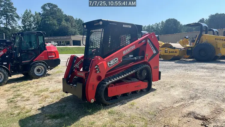 New | in-Stock 2023 MANITOU 1850RT Compact Track Loaders Texas US | National Equipment Dealers #1422691