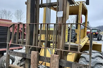Used 2008 MASTER CRAFT C-10-7116 Internal Combustion Forklifts: Pneumatic Tire Indiana US | Proxy Equipment #1385375